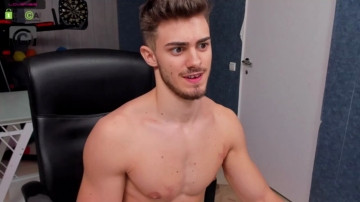 Wilsonjules  06-05-2021 video asstoy