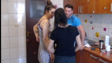 Iuliana32 07-05-2021 Topless 