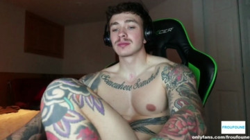 Froufoune  09-05-2021 video buttslut