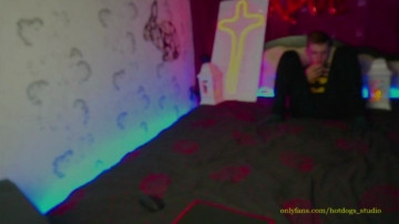 Hotdogswaitingaports  09-05-2021 video smoking