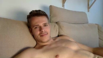 Aaden1  13-05-2021 video feets