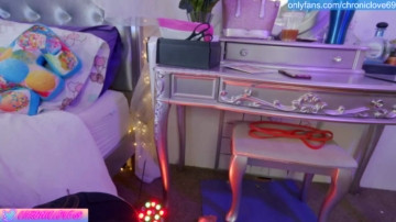 Chroniclove  15-05-2021 chill Female