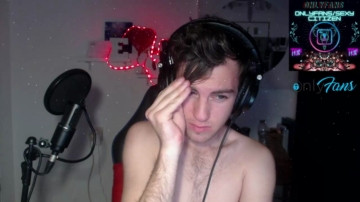 Nzcitizen  15-05-2021 video striptease