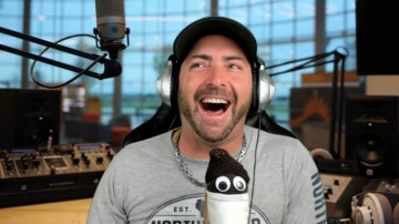 Whaaaaaaaat  18-05-2021 video smile