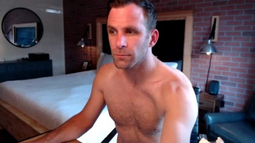 Bareleeworking  21-05-2021 video kissing