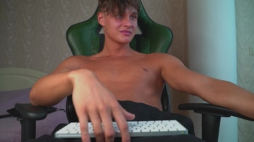 Dave_Maxwell  24-05-2021 video tall