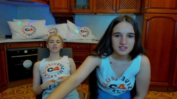GabrielaKendall 26-05-2021 Topless 