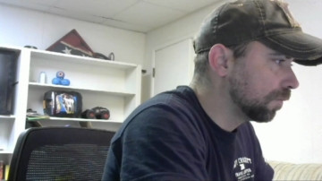 Hardworkertn  01-06-2021 video feets