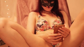 Girl0815 02-06-2021 Topless 