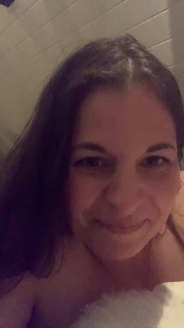 HornyMilfLeah 03-06-2021 Cam 