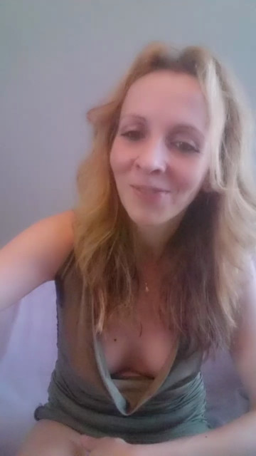 RacheleCam 03-06-2021 Wet 