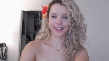 Theislandgirl  03-06-2021 toyboy Female