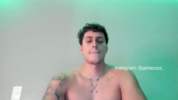 Spartacozz  04-06-2021 video showfeet