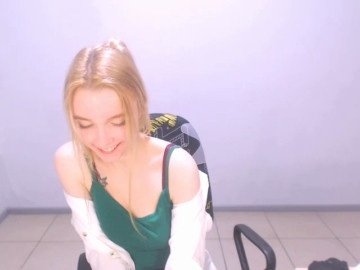 miss_beverly 07-06-2021 Topless 