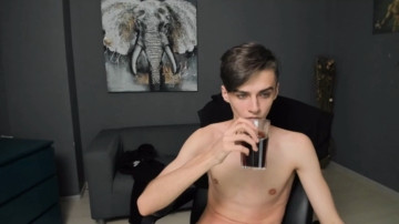 Orlandocolt  07-06-2021 video bigdildo