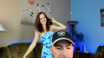 Whaaaaaaaat  08-06-2021 body Couple