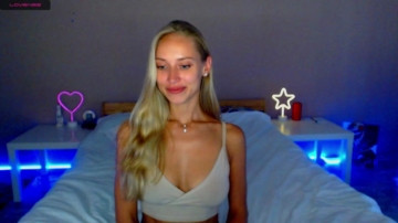 Gimmelove77  11-06-2021 houswife Couple