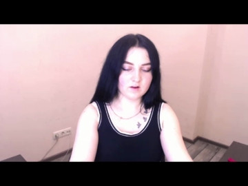 PaulaS 11-06-2021 Show 