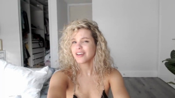 Theislandgirl 10-06-2021 Topless 