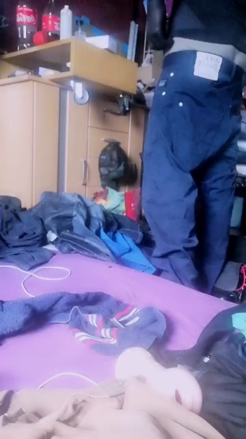 jeans_boy  11-06-2021 Recorded Video Webcam