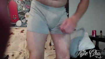 Kylechat  11-06-2021 video yummy