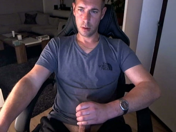 Reeper84  12-06-2021 Recorded Video Topless