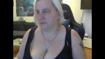nippelwunder  13-06-2021 leggings Female