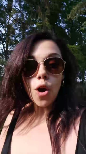 Louisa69Dennis 15-06-2021 Topless 