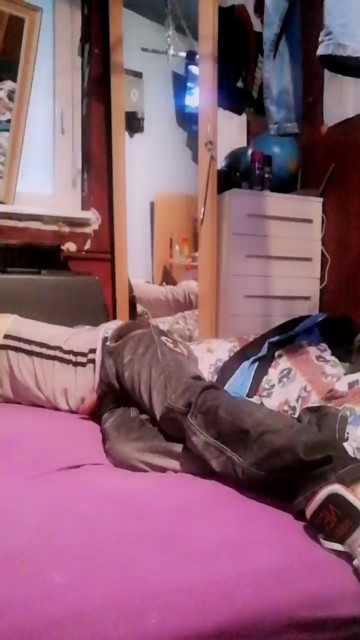 jeans_boy  15-06-2021 Recorded Video Webcam