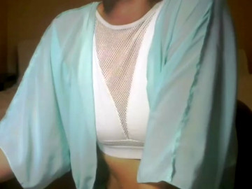 AngelinaKis 16-06-2021 Topless 