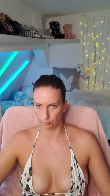 SexyJulia21 16-06-2021 Nude 