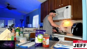 Whaaaaaaaat  16-06-2021 video striptease