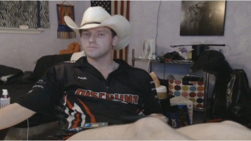 Bigtexanboy  18-06-2021 video play dildo