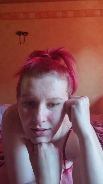 lexy31 17-06-2021 Topless 