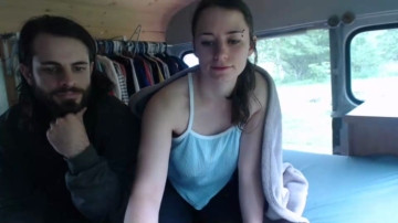 Busbuddies  23-06-2021 spanking Couple