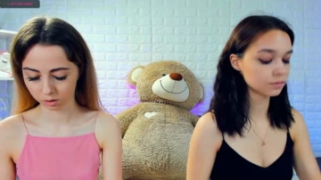 W0wgirls  26-06-2021 butt fuck Couple
