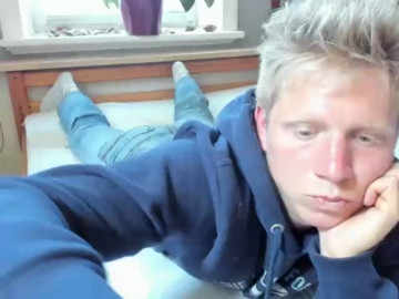 CuteBenni123  27-06-2021 Recorded Video Webcam