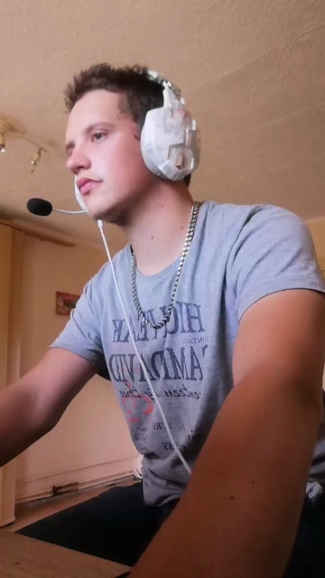 Oliver2428  27-06-2021 Recorded Video Topless