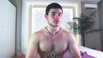 Arilas_  29-06-2021 video kissing