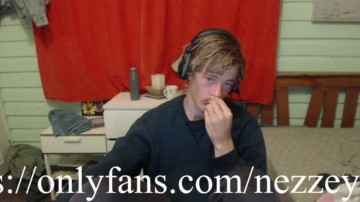 Nezzey  30-06-2021 video outfits