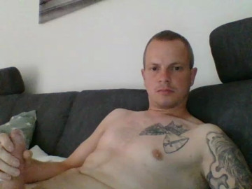 schier3  30-06-2021 Recorded Video Topless