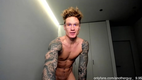 anotherguyonyourscreen  23-12-2021 video Show