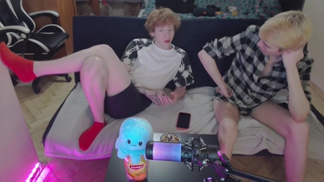 pussypounder10  23-12-2021 video striptease