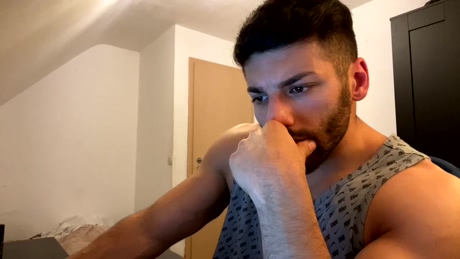 rogan1604  23-12-2021 video yummy