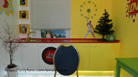 amelia__williams  26-12-2021 Topless Females