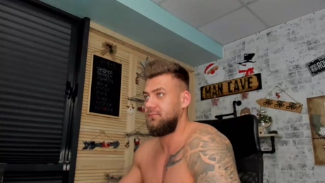 enrikoblue  25-12-2021 video Show