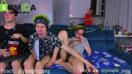 pimple_gang  25-12-2021 video kiss