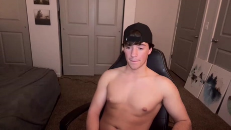 alpha_luke  26-12-2021 video Topless