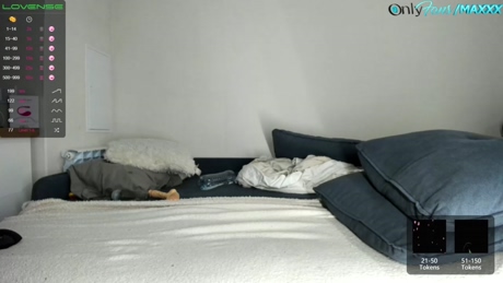 hornyblondieboyy  26-12-2021 video fuckme