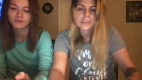 xoxovicbaby 27-12-2021 suckshow 